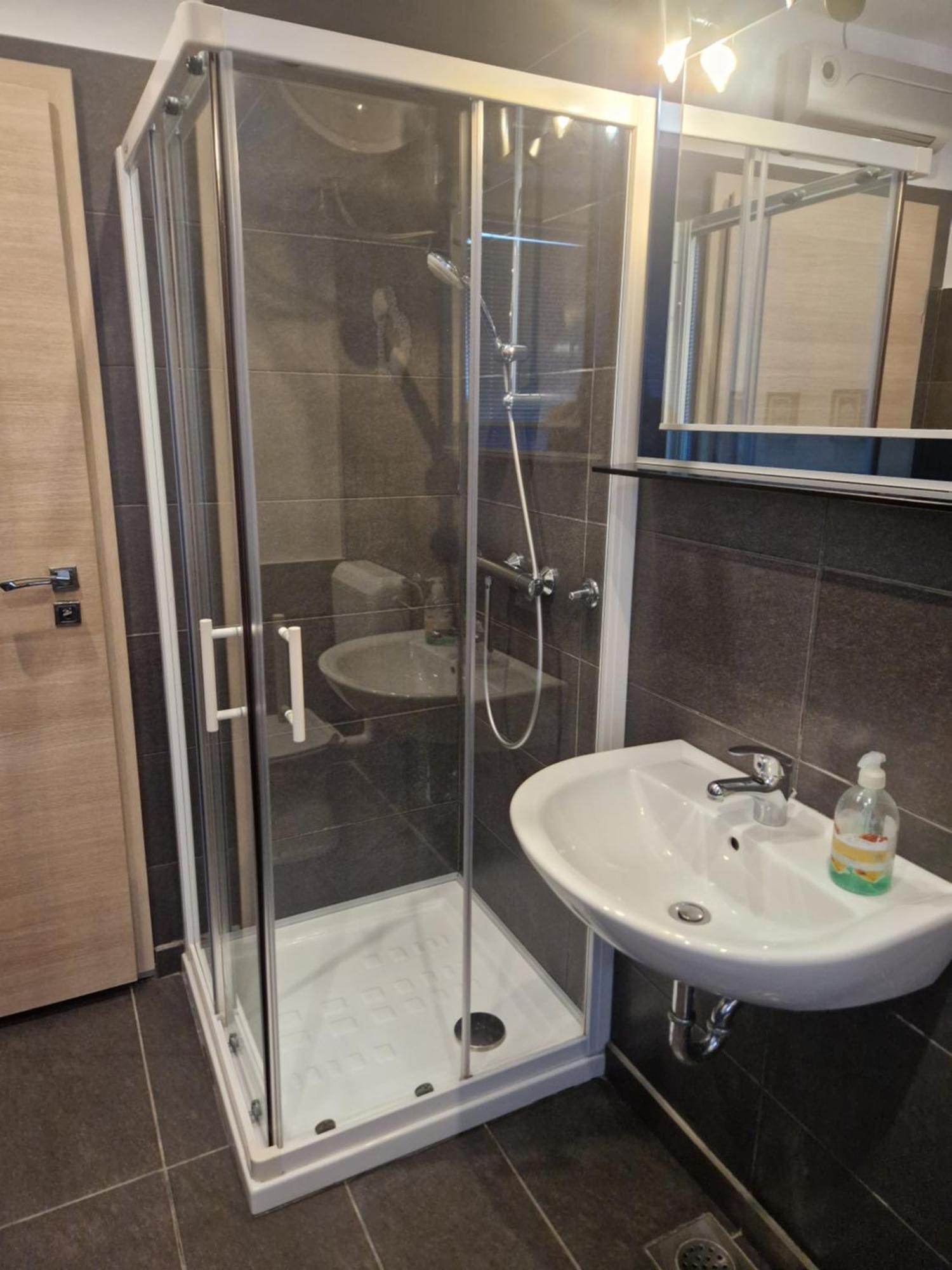 Apartmans Robo Koper Buitenkant foto