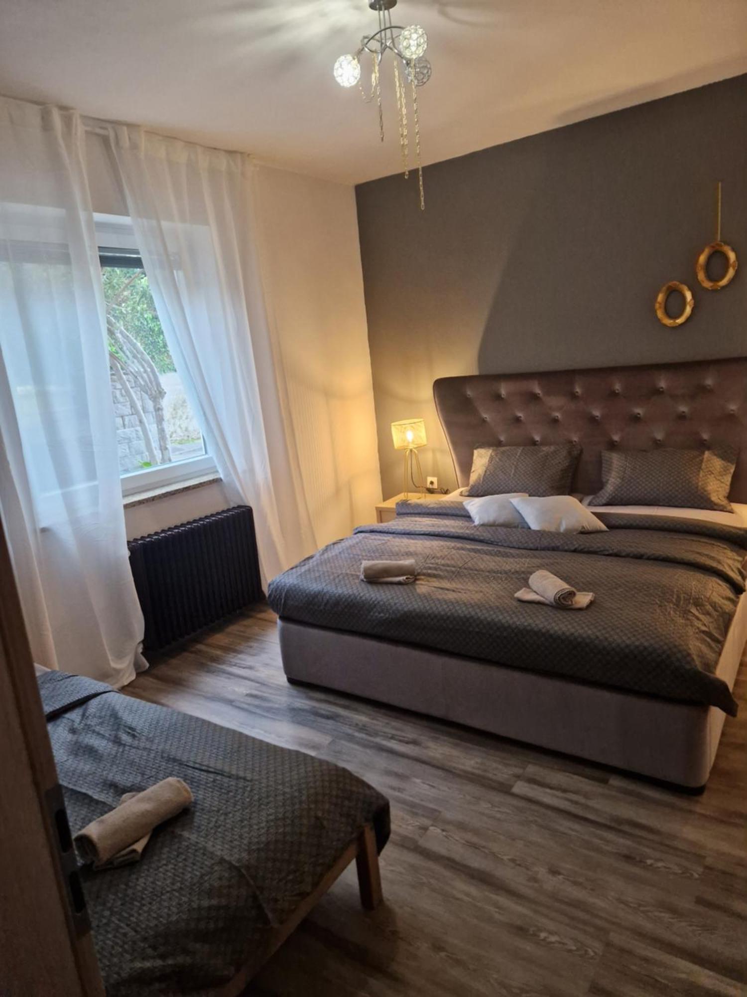 Apartmans Robo Koper Buitenkant foto