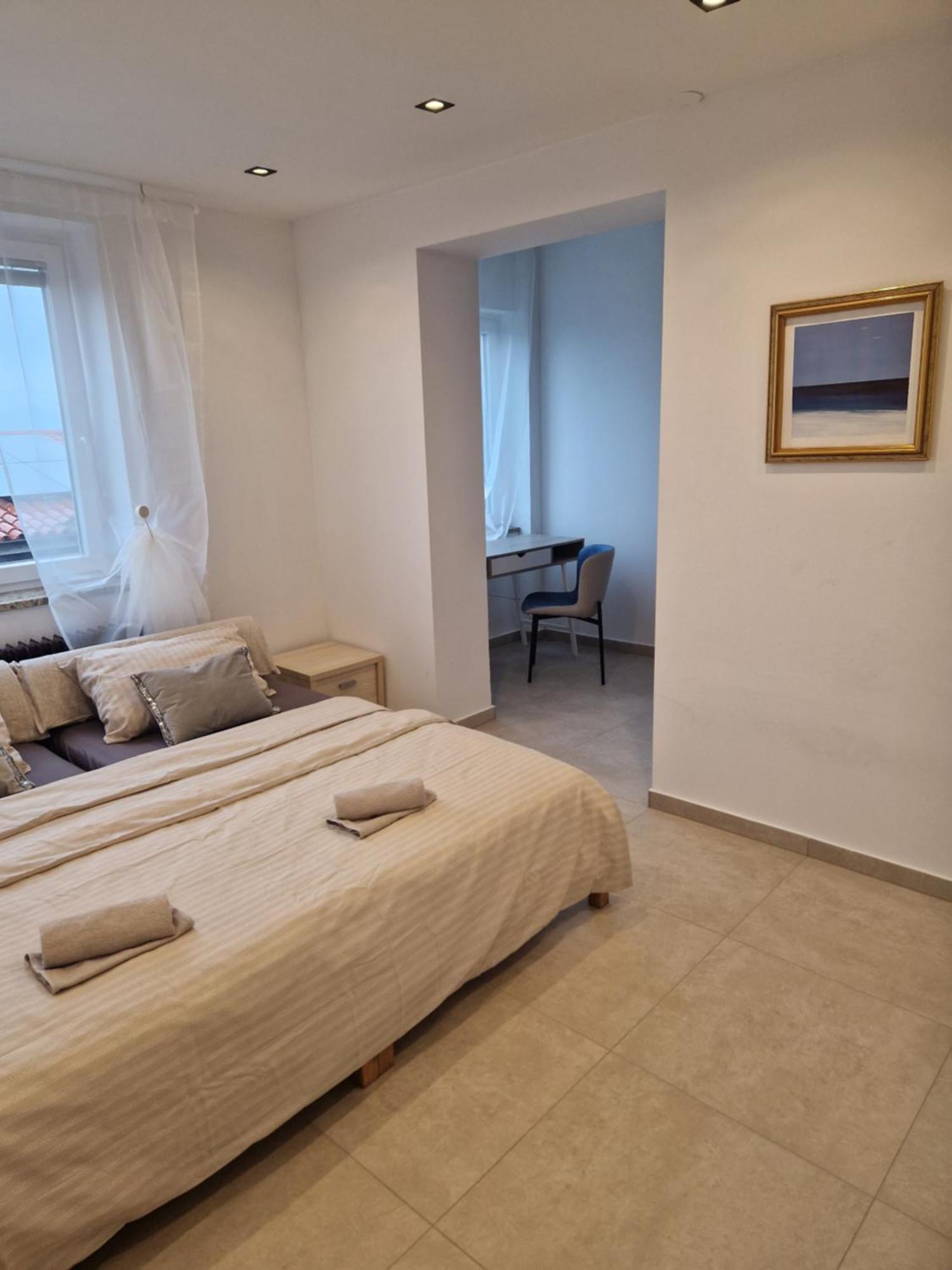 Apartmans Robo Koper Buitenkant foto