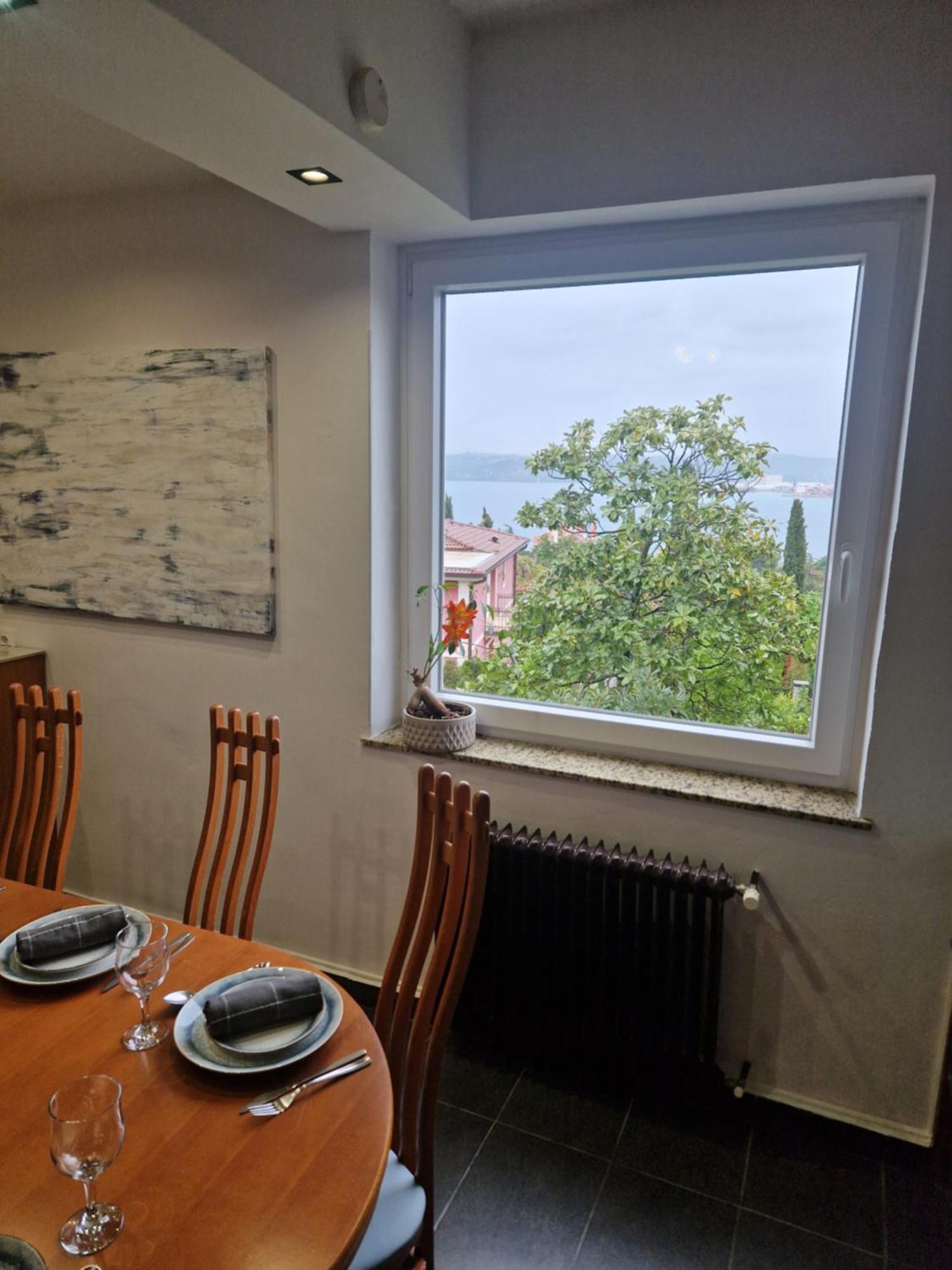 Apartmans Robo Koper Buitenkant foto